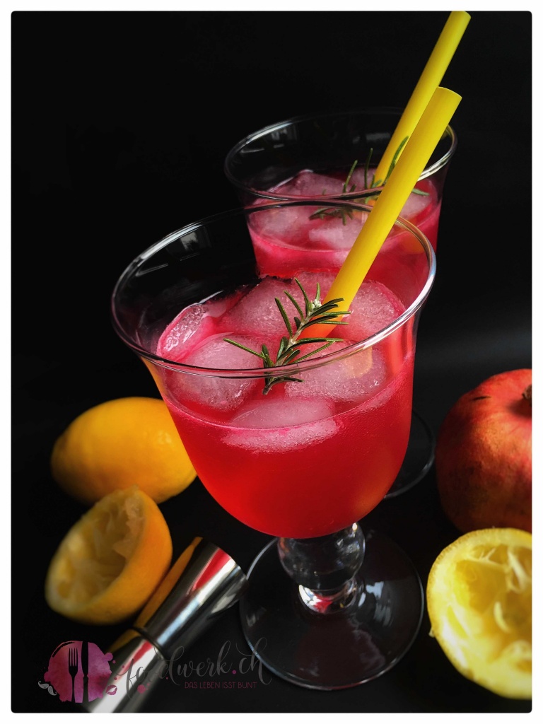 gin, pink lady, cocktail, drink, Rezept, idee, einfach kochen, einfaches rezept, rezepte, schweizer foodblogs, foodwerk.ch, foodwerk, foodblog, blog, food, kochen, backen, cook, bake, swiss, swiss foodblog, foodblogger, foodie, instafood, foodblogs, familyblog