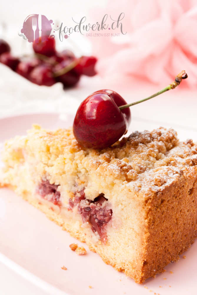 Kirschenkuchen mit Ricotta und Streusel | Food-Blog Schweiz | foodwerk.ch