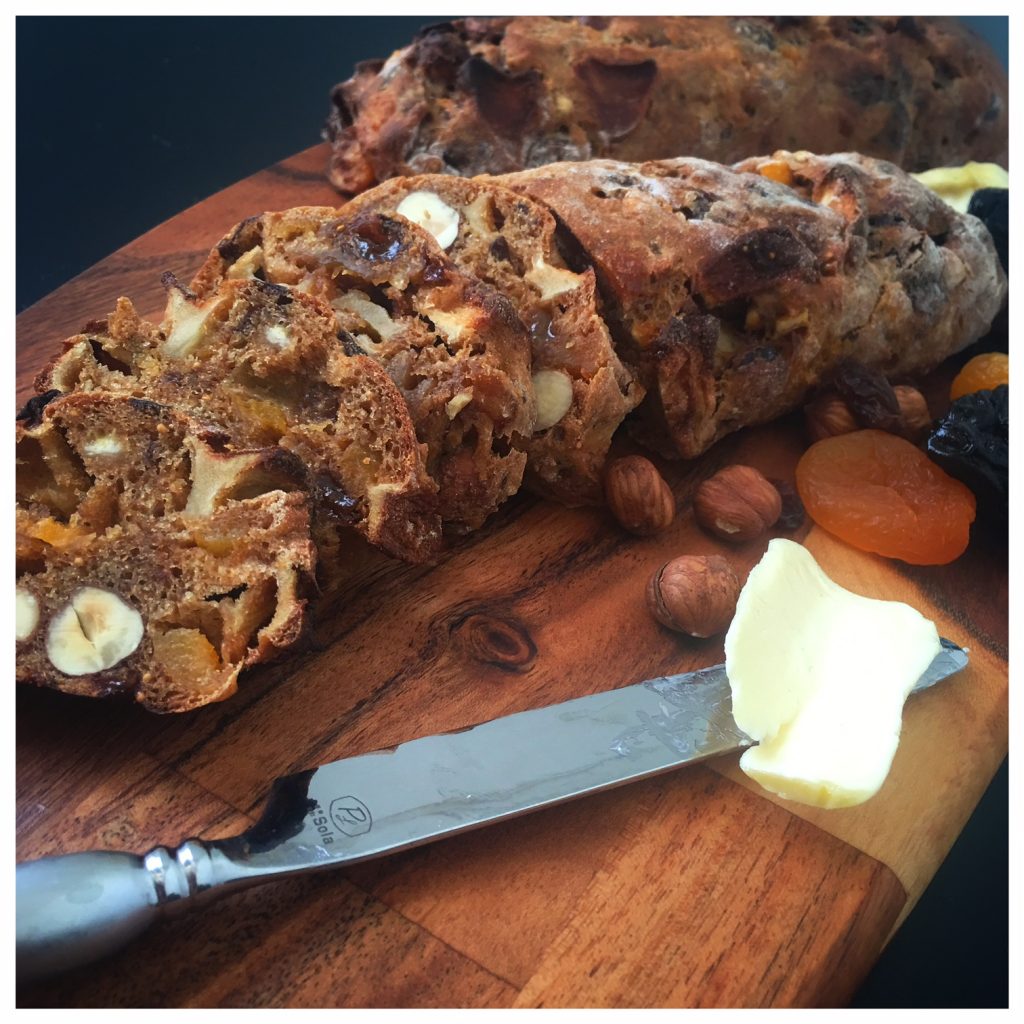 fruechtbrot, world bread day 2016, #worldbreadday2016, #wbd2016, foodwerk.ch, foodblogs, foodblog, swiss, Brot, #foodporn