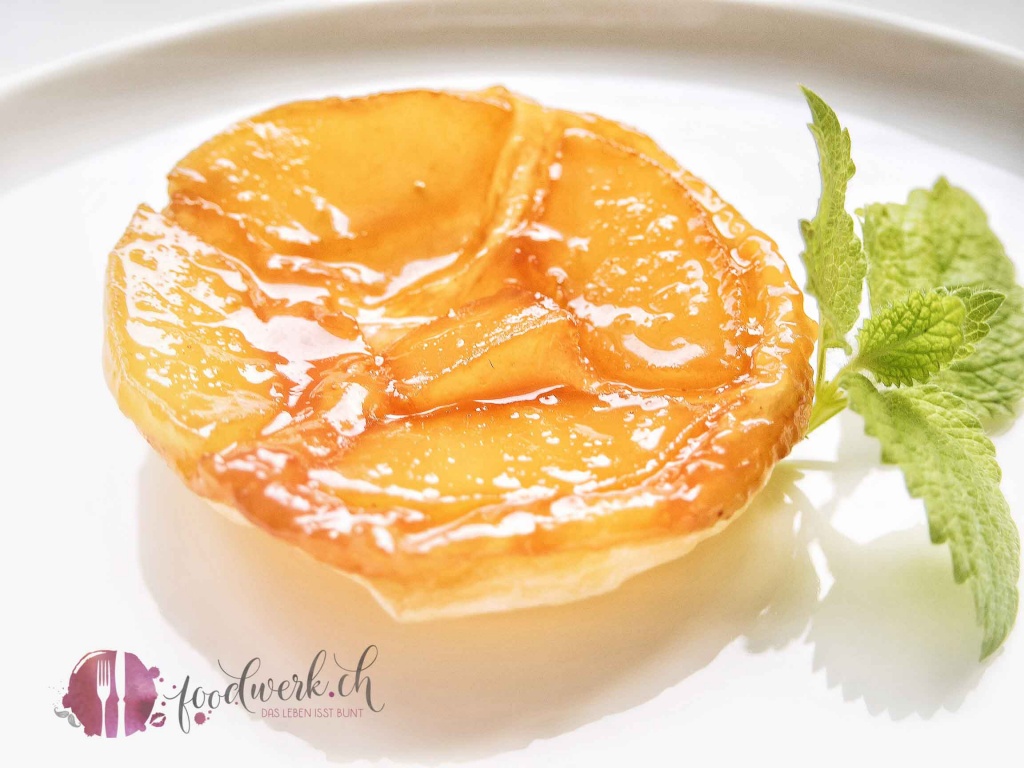 #sogehtsommer, tarte tatin, apfel, karamel, caramel, süssspeise vom grill, bbq, grill, backen, gestürtzte tarte, sommer, Rezept, idee, einfach kochen, einfaches rezept, rezepte, schweizer foodblogs, foodwerk.ch, foodwerk, foodblog, blog, food, kochen, backen, cook, bake, swiss, swiss foodblog, foodblogger, foodie, instafood, foodblogs, familyblog