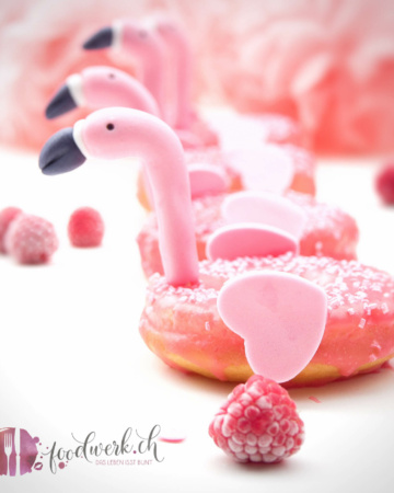 flamingo, donut, donuts, süss, glasur, Rezept, idee, einfach kochen, einfaches rezept, rezepte, schweizer foodblogs, foodwerk.ch, foodwerk, foodblog, blog, food, kochen, backen, cook, bake, swiss, swiss foodblog, foodblogger, foodie, instafood, foodblogs, familyblog