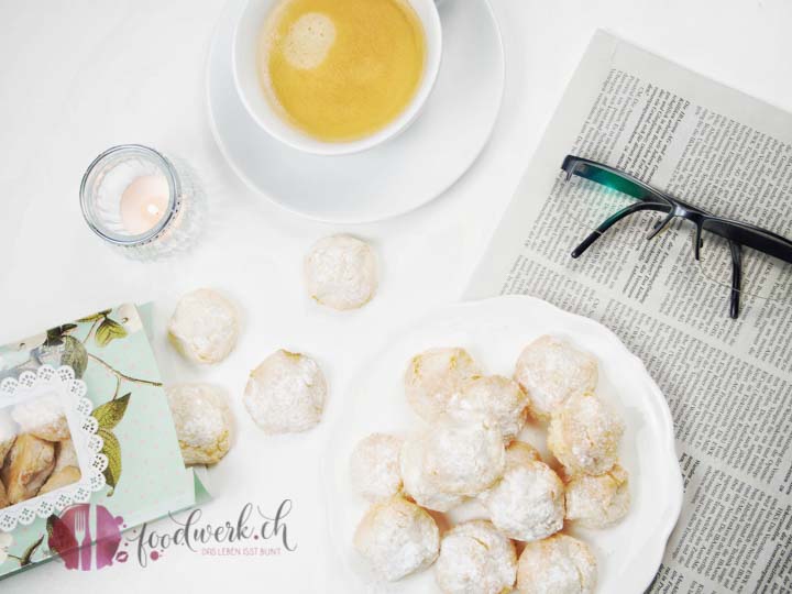 amaretti, italienischer Keks, Gebäck, italien cookie, cookie, keks, mandeln, amaretto, kaffee, eiweiss, idee, einfach kochen, einfaches rezept, rezepte, schweizer foodblogs, foodwerk.ch, foodwerk, foodblog, blog, food, kochen, backen, cook, bake, swiss, swiss foodblog, foodblogger, foodie, instafood, schweizer foodblog, luzern, kochanleitung, foodies, foodporn, rezept ideen, menuevorschlaege, menueplan, vorspeise, hauptgang, dessert, familyblog