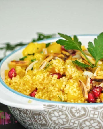 taboule, couscous, granatapfel, granatapfel kerne, quooker, wasserhahn, kochender wasserhahn, zoe ray, orientalisch, wuerzig, idee, einfach kochen, einfaches rezept, rezepte, schweizer foodblogs, foodwerk.ch, foodwerk, foodblog, blog, food, kochen, backen, cook, bake, swiss, swiss foodblog, foodblogger, foodie, instafood, schweizer foodblog, luzern, kochanleitung, foodies, foodporn, rezept ideen, menuevorschlaege, menueplan, vorspeise, hauptgang, dessert, familyblog