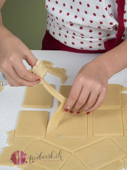 butterkeks, kekse, liv, keksdose, weihnachten, backstube, backen, spezielle kekse, tchibo, idee, einfach kochen, einfaches rezept, rezepte, schweizer foodblogs, foodwerk.ch, foodwerk, foodblog, blog, food, kochen, backen, cook, bake, swiss, swiss foodblog, foodblogger, foodie, instafood, schweizer foodblog, luzern, kochanleitung, foodies, foodporn, rezept ideen, menuevorschlaege, menueplan, vorspeise, hauptgang, dessert, familyblog