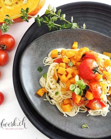 Angerichtete Spaghtti mit dem Kürbis Ofensugo