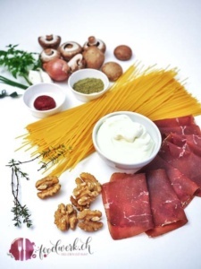 Mise en place für Bündner Spaghetti