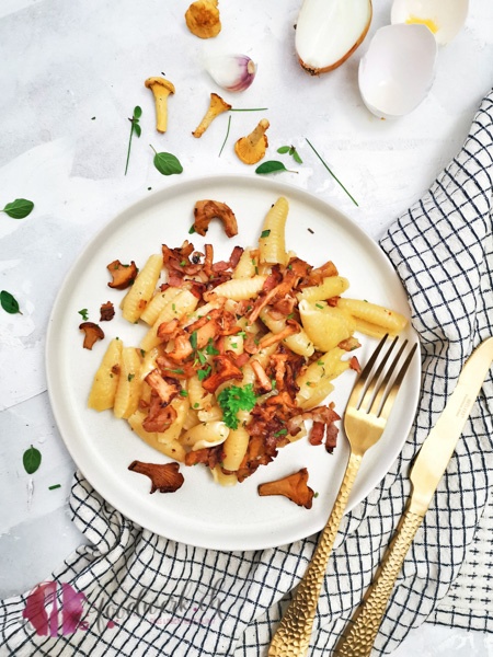 Pasta mit Eierschwämmli Carbonara