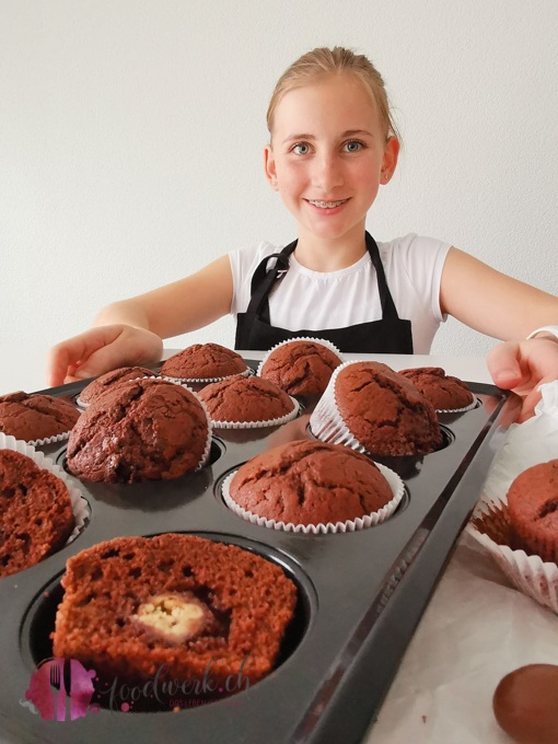 Liv mit ihren Schokomuffins