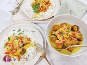 Curry mit Linsenbällchen