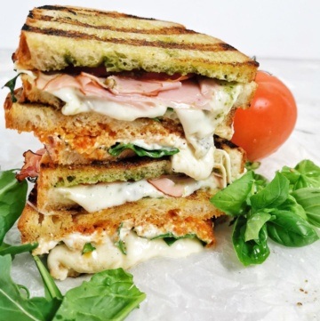 Grill Sandwich als Restenverwertung