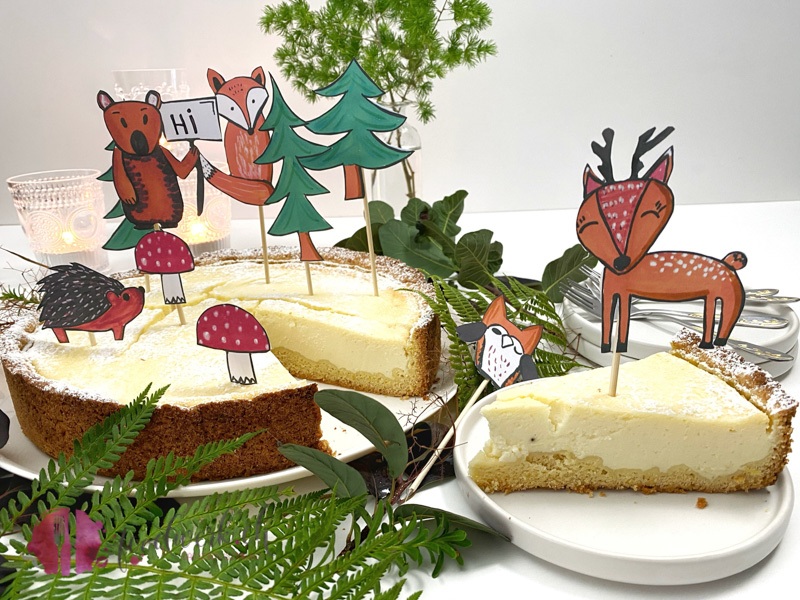 Zitronige Quarktorte mit Waldtierdeko auf Holzspiesse zum selber drucken