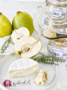 Quitten Senf auf Loeffel