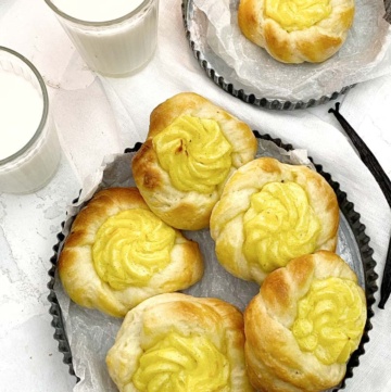 Vanille Nestchen gebacken von Liv mit Quark Öl Teig