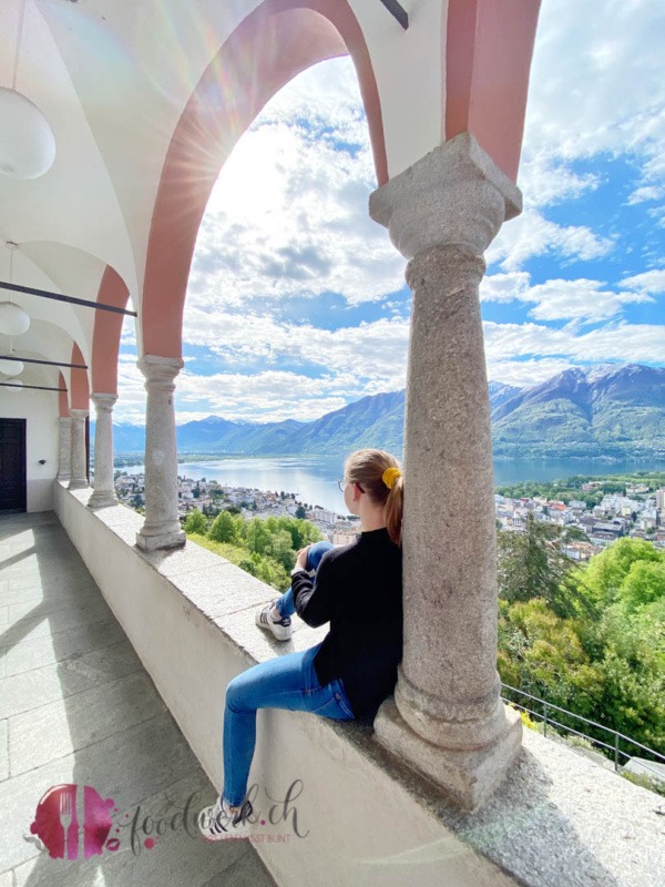 Liv mit Aussicht auf Locarno