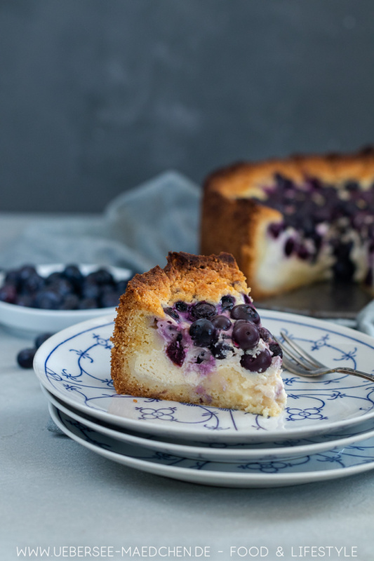 Finnischer Blaubeerkuchen