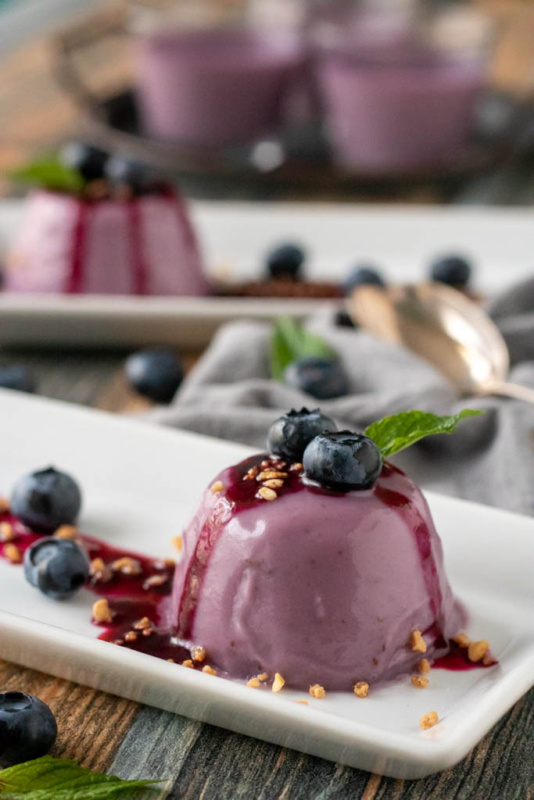 Blaubeer Panna Cotta von heute gibt es