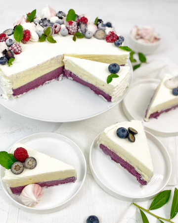 Beitragsbild Vacherin Blaubeer Eistorte