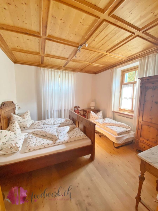 Schlafzimmer im Schlosswirt Forst