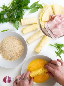 crepes rolle im ei wenden