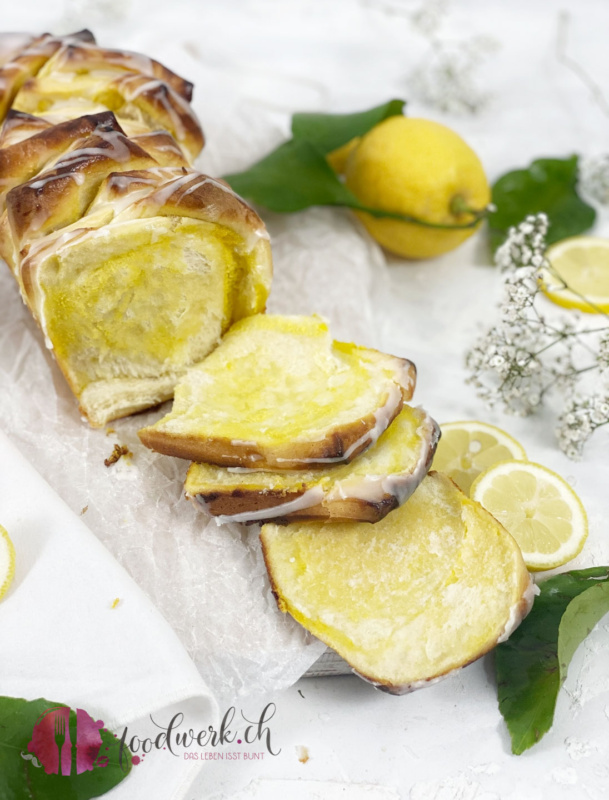 Zitronen Zupfbrot mit Lemoncurd