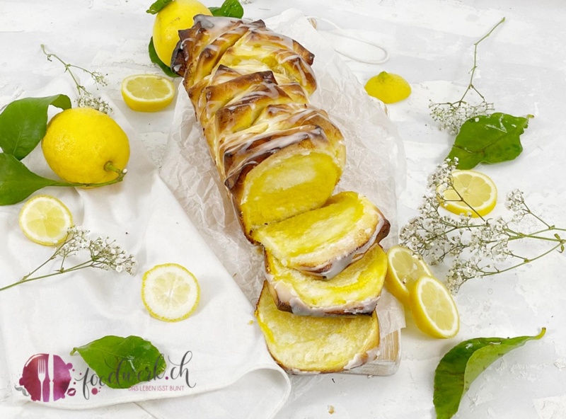 Zupfbrot mit lemon curd