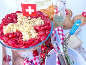 Ghackets und Hörnli Schichtsalat im 1. August Look