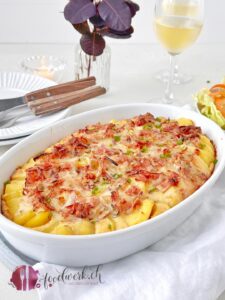 Auflauf mit Kartoffeln und Vacherin Fribourgeois AOP