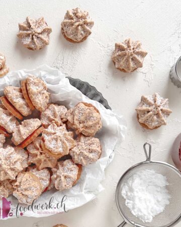 Linzer Küssli mit feiner Konfiture