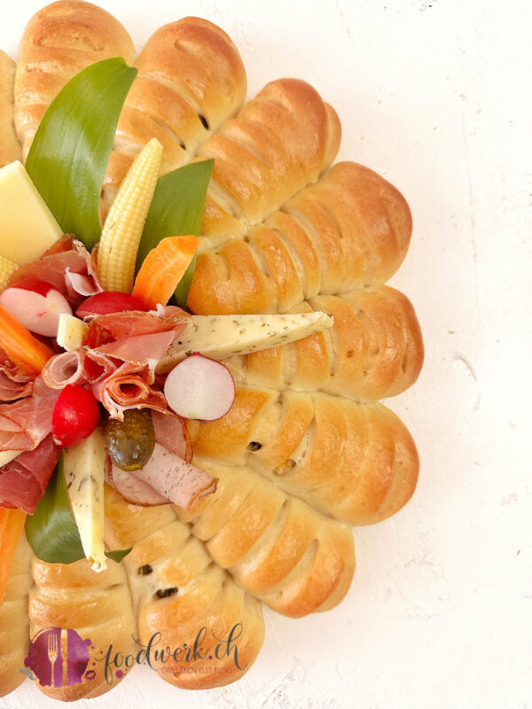 Bärlauch Kranz 2 Bärlauch Kranz mit Charcuterie von der Migros
