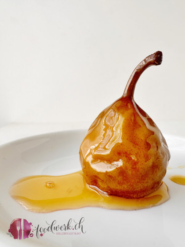 einzelne Poire a botzi gekocht mit Caramel